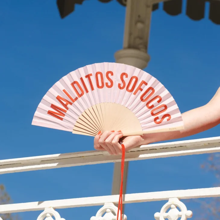 ABANICO MALDITOS SOFOCOS
