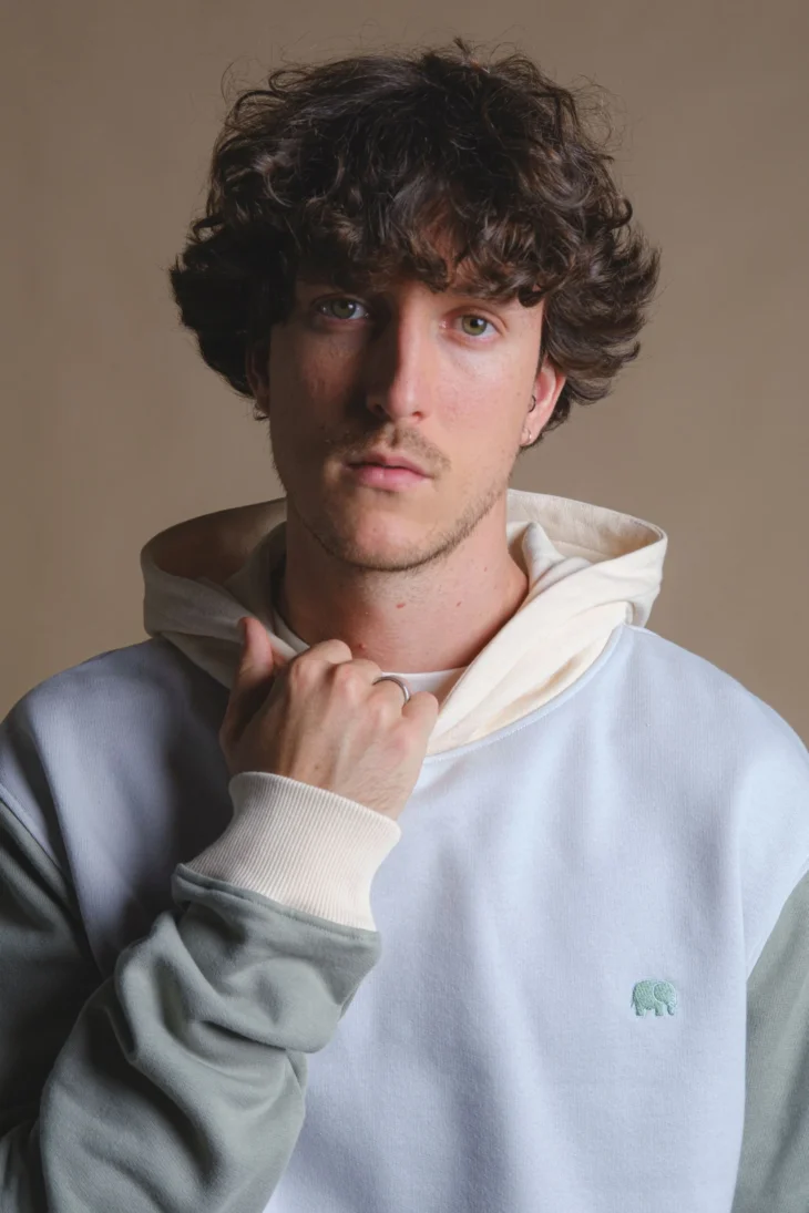 SUDADERA CAPUCHA HOODIE - Imagen 3