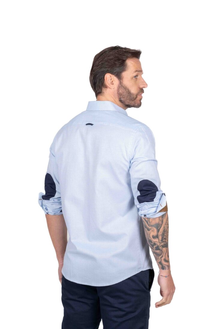 CAMISA ESTRUCTURA CELESTE CON CODERAS