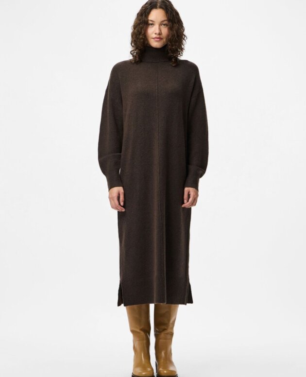 VESTIDO DE PUNTO CAFE