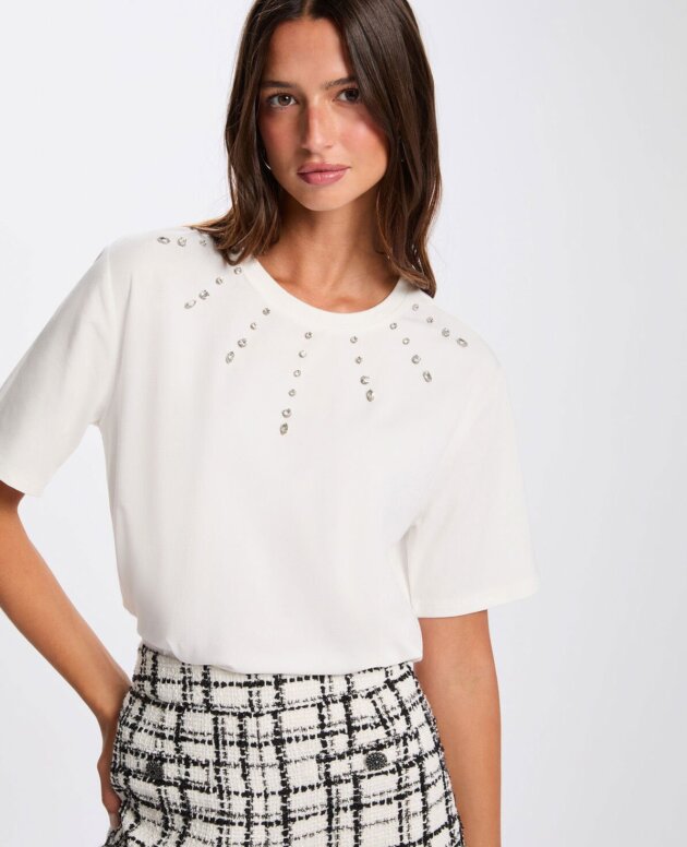 CAMISETA RECTA DE MANGA CORTA