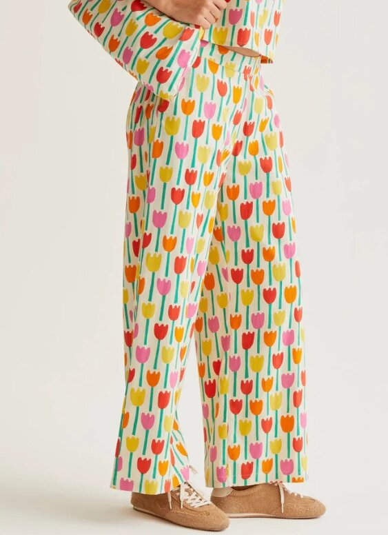 PANTALON CON ESTAMPADO TULIPANES