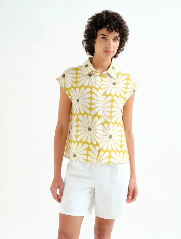 CAMISA CON ESTAMPADO OLIVE FLOWER
