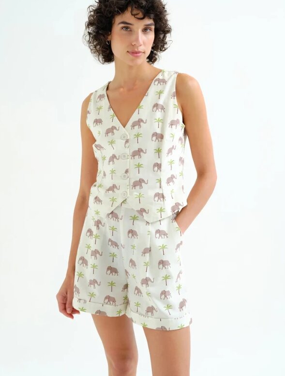 CHALECO CON ESTAMPADO ELEFANTE