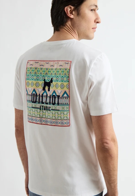 CAMISETA LOGO ETNICO