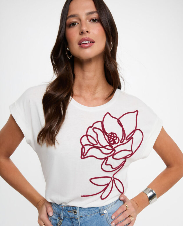 CAMISETA BLANCA FLOR