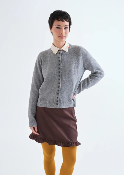 CARDIGAN GRIS CLARO CON BOTONES