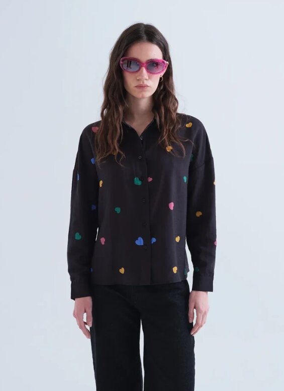 CAMISA CON ESTAMPADO CANDY