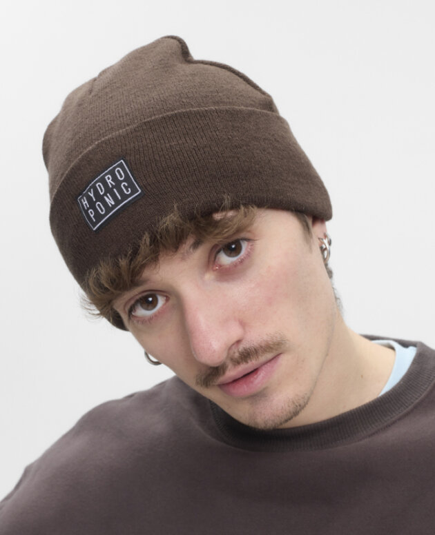 GORRO DE INVIERNO CHICO MARRON