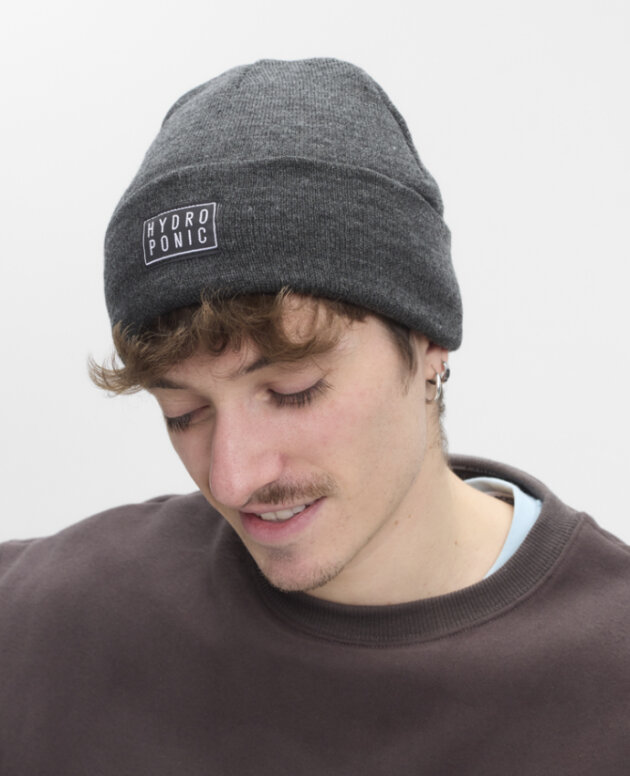 GORRO DE INVIERNO GRIS OSCURO